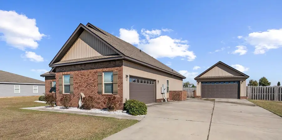 125 Tanglewood Dr., Headland, AL 36345 - Image #3