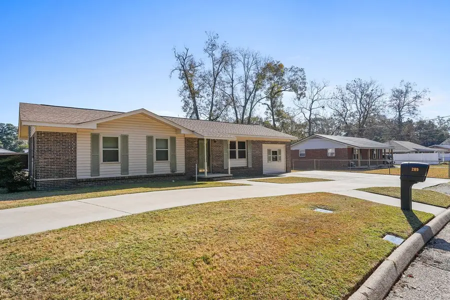 209 S Greenwood St., Geneva, AL 36340 - Image #3