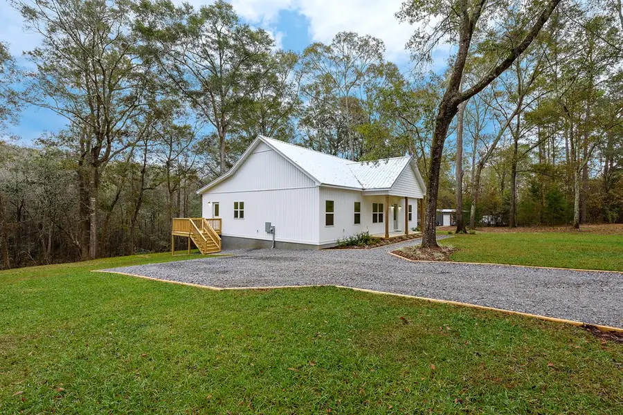 223 Lakewood Loop, Geneva, AL 36340 - Image #3