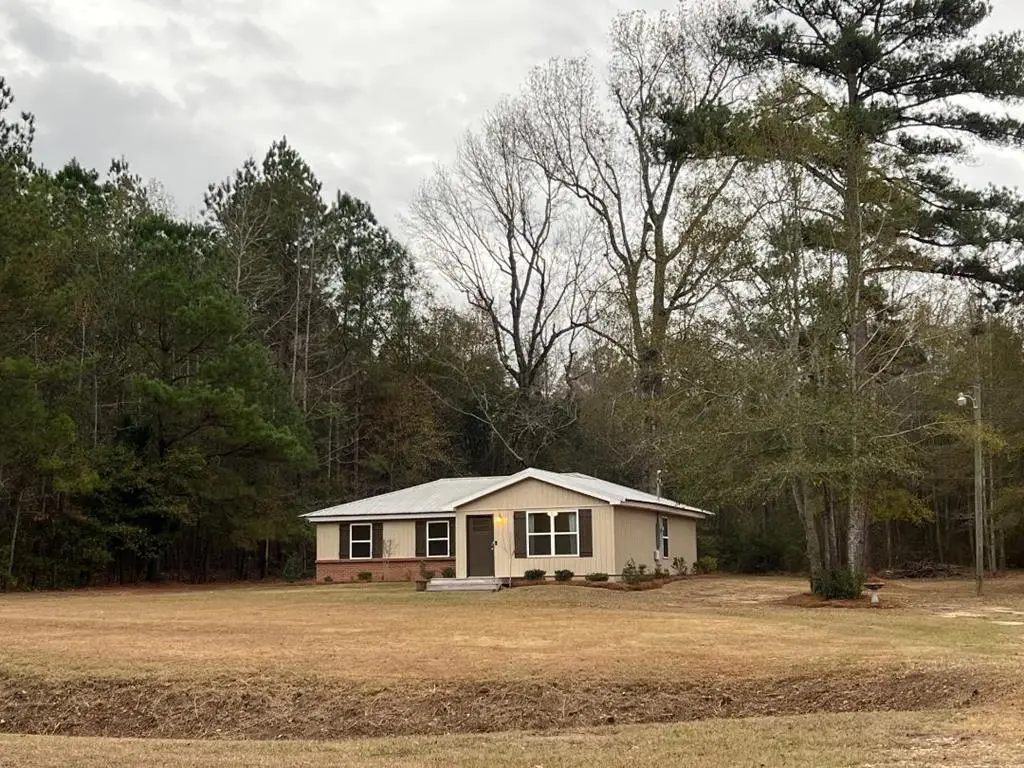 1872 Glen Lawrence Road, Cowarts, AL 36321 - Image #1