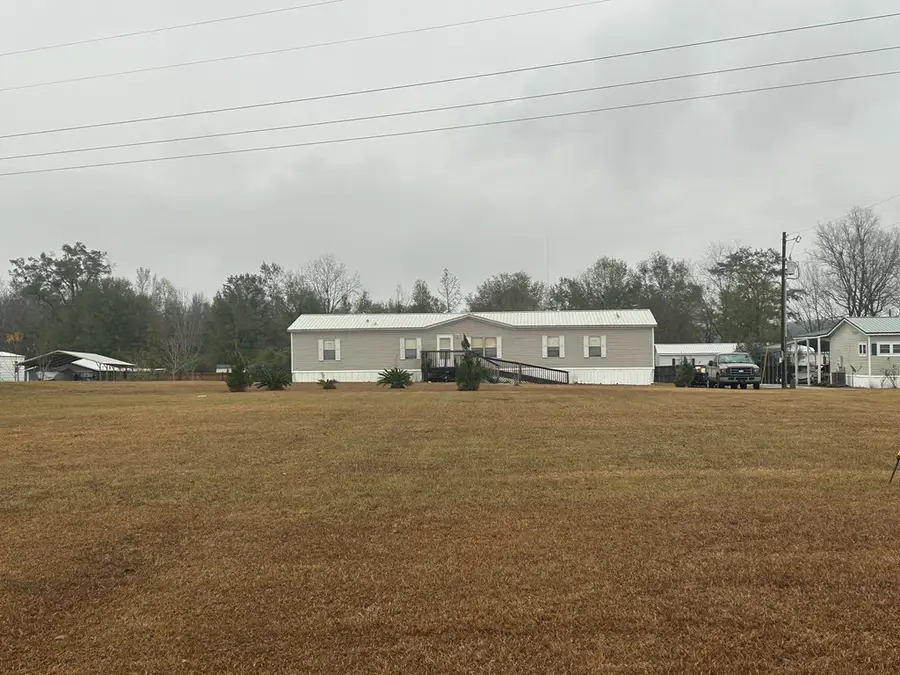 1301 Furnie Folks Rd, Webb, AL 36376 - Image #2