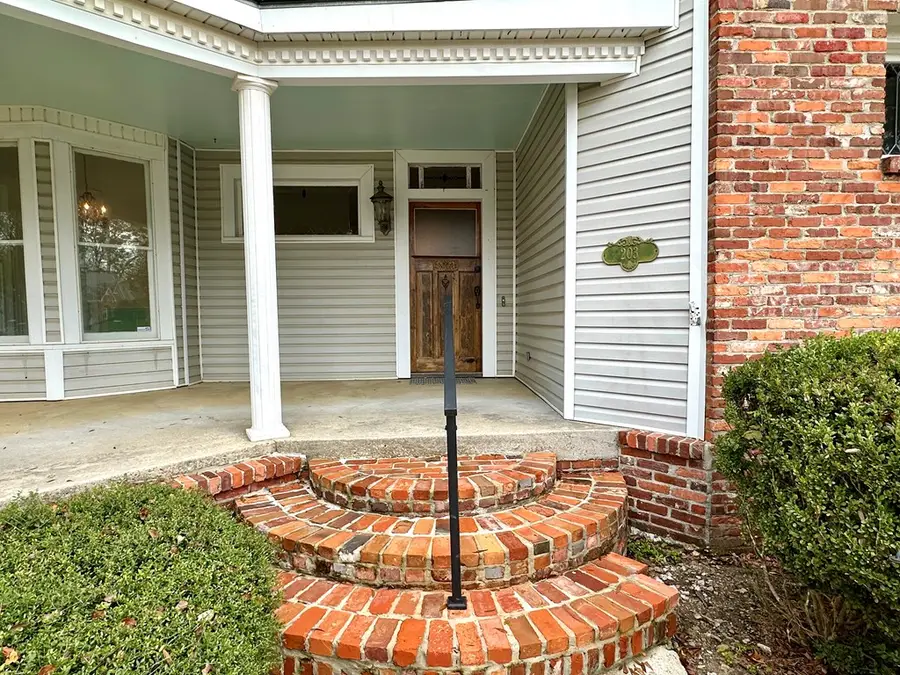 203 Cleveland St, Headland, AL 36345 - Image #2