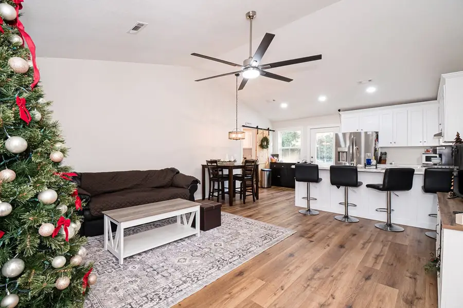 176 Foxbrier Drive, Ozark, AL 36360 - Image #3