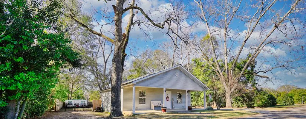 118 S College, Slocomb, AL 36375 - Image #1