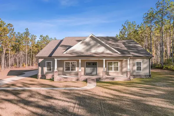 1382 Glen Lawrence Road, Cowarts, AL 36321