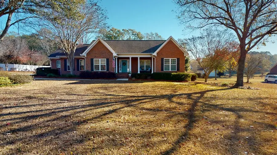421 Southern Oak Dr, Dothan, AL 36301 - Image #2