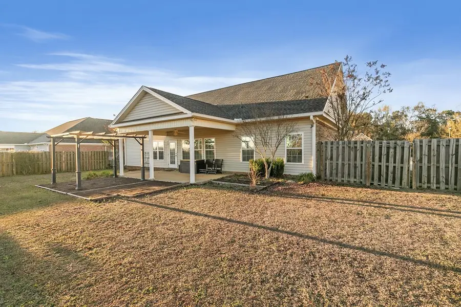 215 Azalea, Headland, AL 36345 - Image #3