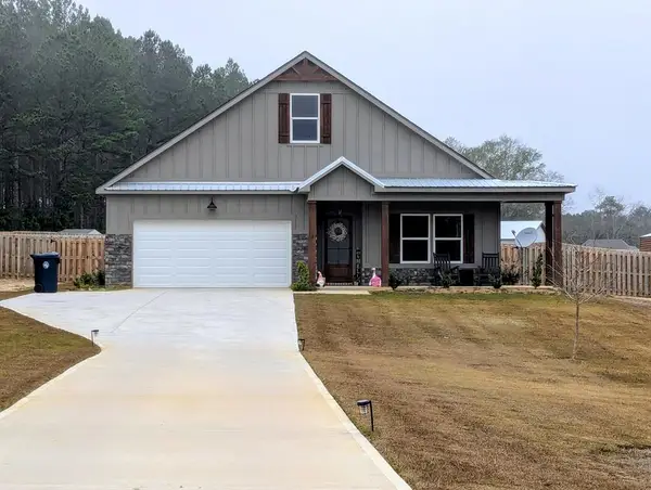 11922 S County Road 33, Cottonwood, AL 36320