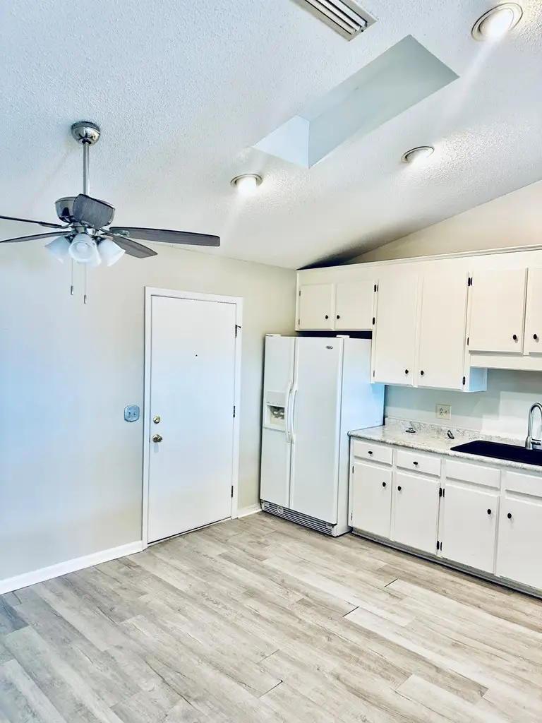 106 W Fontana, Dothan, AL 36305 - Image #2