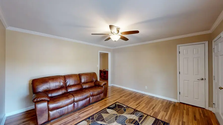 1301 Sassar Street, Dothan, AL 36301 - Image #3