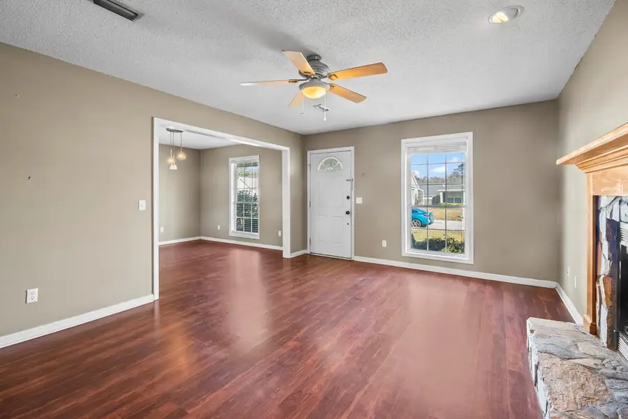 166 Radford Circle, Dothan, AL 36301 - Image #3