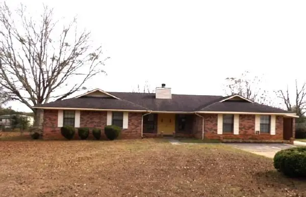 43 Harrison Drive, Daleville, AL 36322