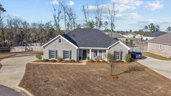 229 Daphne Drive, Dothan, AL 36305