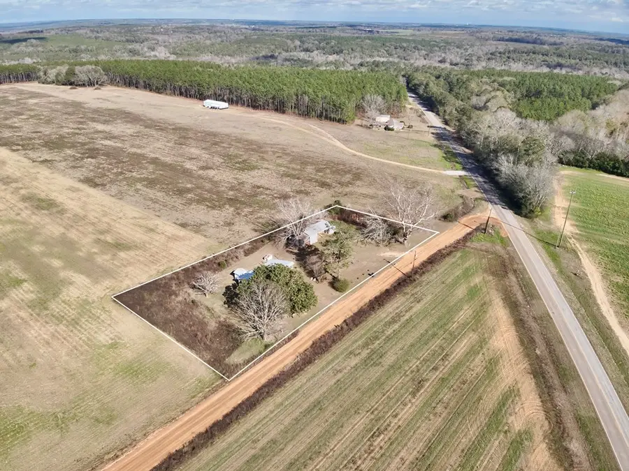 725 Highbluff Road, Hartford, AL 36344 - Image #2