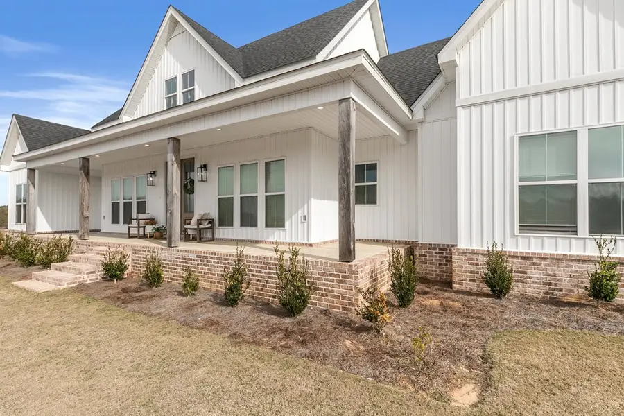 527 Sasser Rd, Dothan, AL 36305 - Image #2