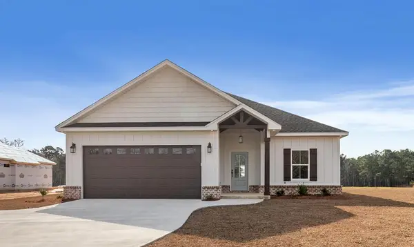 140 Oscar Godwin Road, Dothan, AL 36301