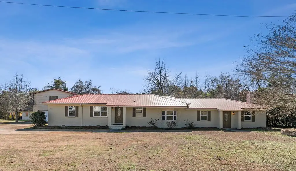203 Ash Drive, Abbeville, AL 36310 - Image #1