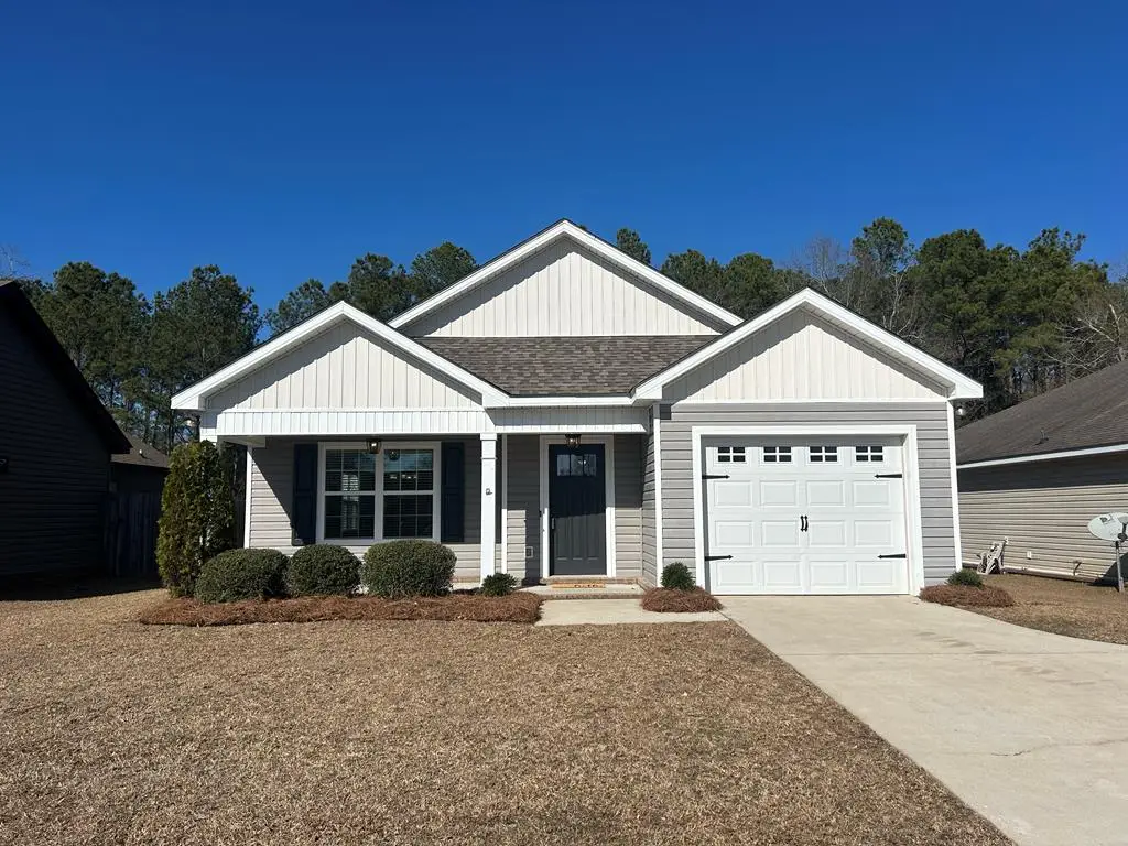 300 Jasmine Circle, Enterprise, AL 36330 - Image #1