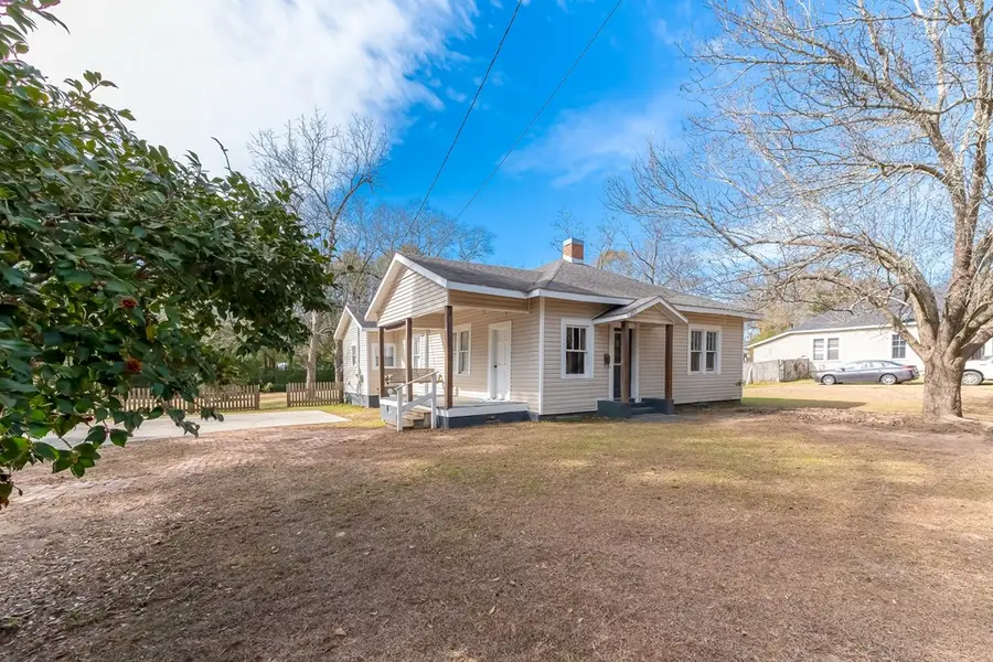 307 1st Ave, Andalusia, AL 36420 - #3