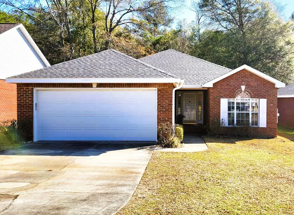 205 Spyglass Dr, Dothan, AL 36305 - #1