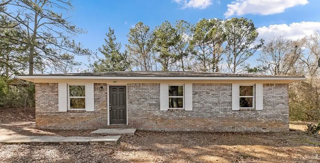 301 Larkin Street, Enterprise, AL 36330 - #1