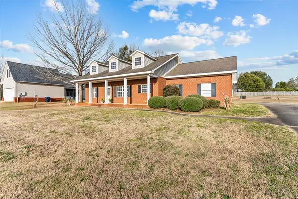 102 Biscayne Lane, Dothan, AL 36303