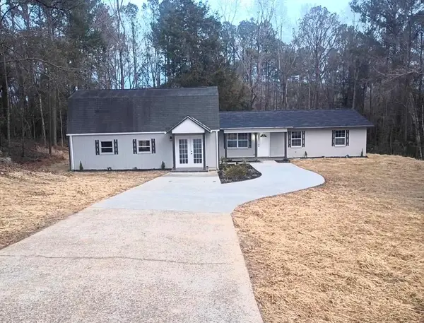 593 Mary Mcclendon Road, Ozark, AL 36360