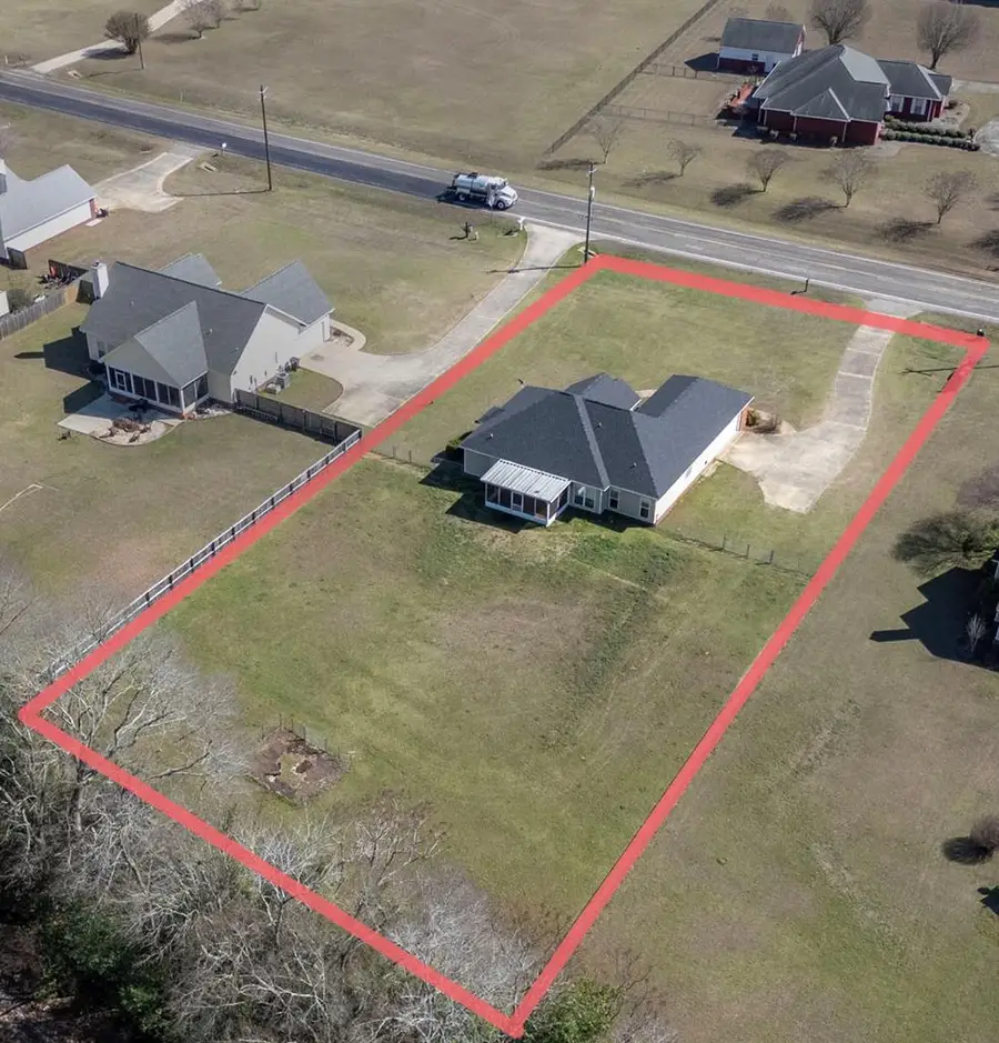 1014 W King Street, Headland, AL 36345 - #3