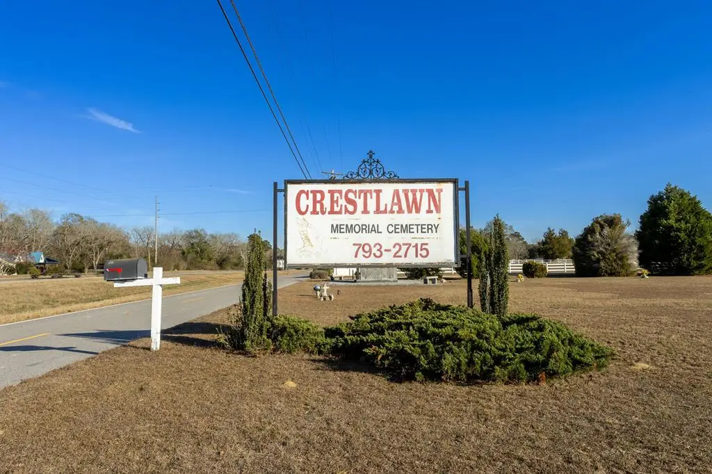 50 SE Crestlawn Circle, Cowarts, AL 36321 - #1