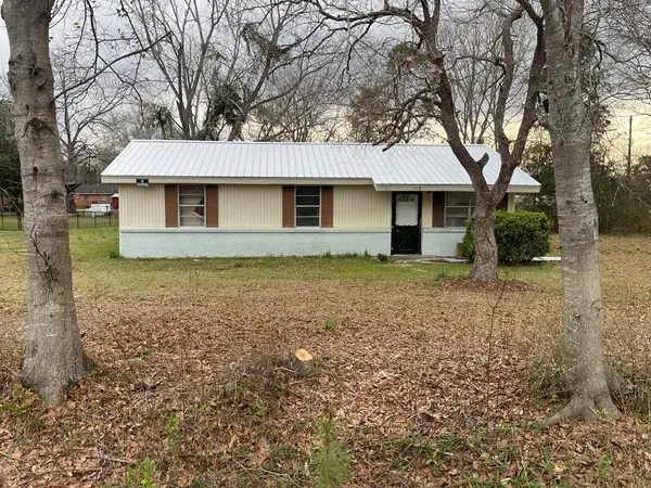 118 Rainbow Rd, Ashford, AL 36312