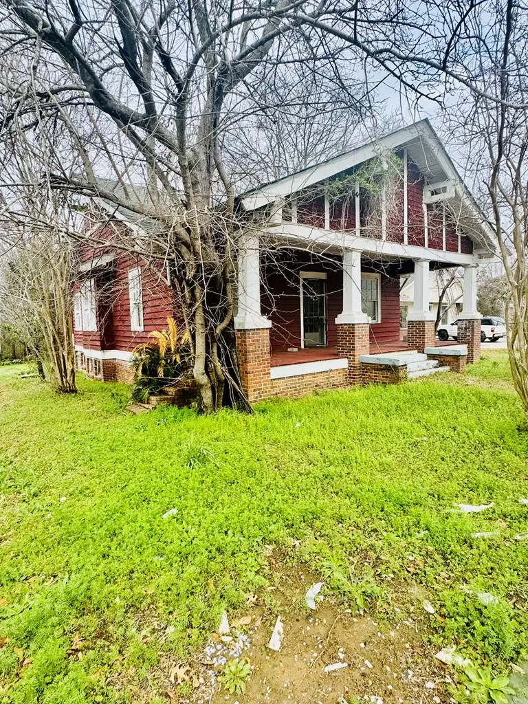 228 Church St, Andalusia, AL 36420 - #3