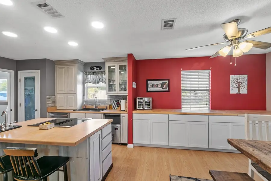 128 Pine Street, Gordon, AL 36343 - #3