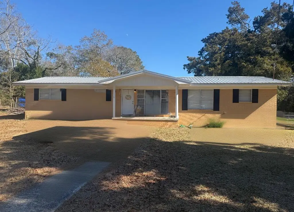 400 Marie, Ashford, AL 36312 - #1