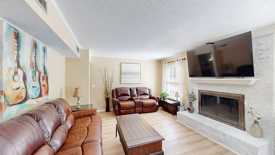 900 Derbyshire Drive, Dothan, AL 36303 - #2