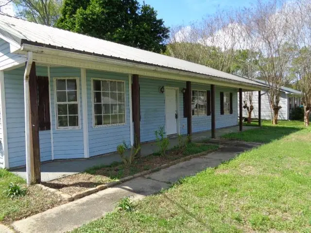 102 Holiday, Taylor, AL 36301 - #1
