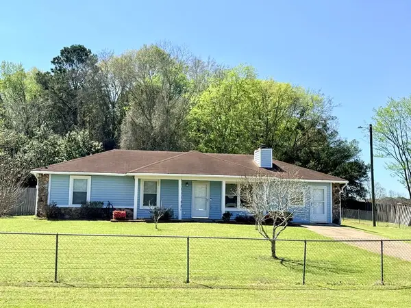 1692 Will Logan Road, Ozark, AL 36360