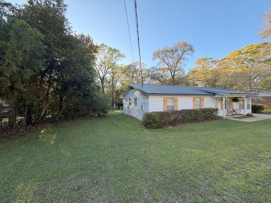 179 Dogwood St, Midland City, AL 36350 - #3