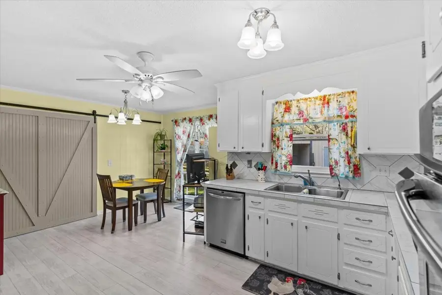 1003 Camelot Court, Dothan, AL 36303 - #3