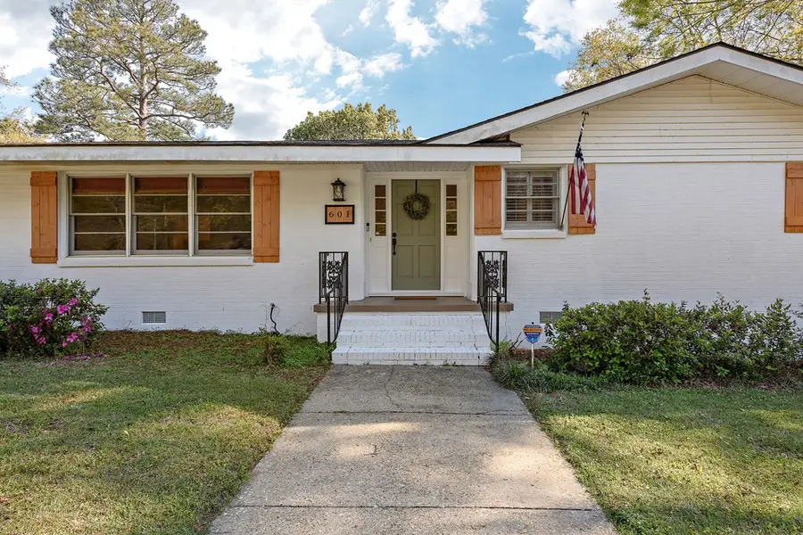 601 Sequoyah Dr, Dothan, AL 36303 - #2