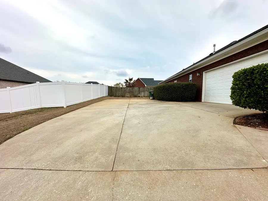 202 Frisco Ln, Enterprise, AL 36330 - #2