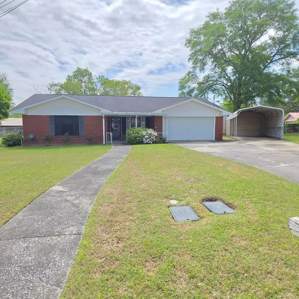 305 Cyclone Circle, Dothan, AL 36301 - #1