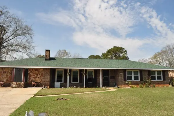 1312 Stanford Rd, Dothan, AL 36305