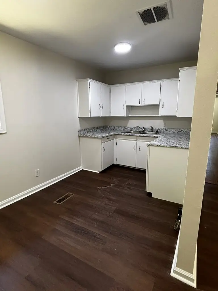 728 S Park Ave, Dothan, AL 36301 - #2