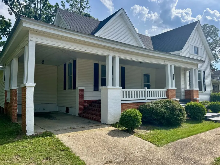 403 W Main St, Samson, AL 36477 - #3