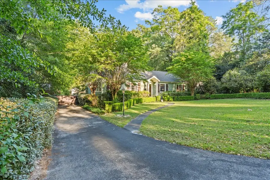 302 N Iroquois Avenue, Dothan, AL 36303 - #3