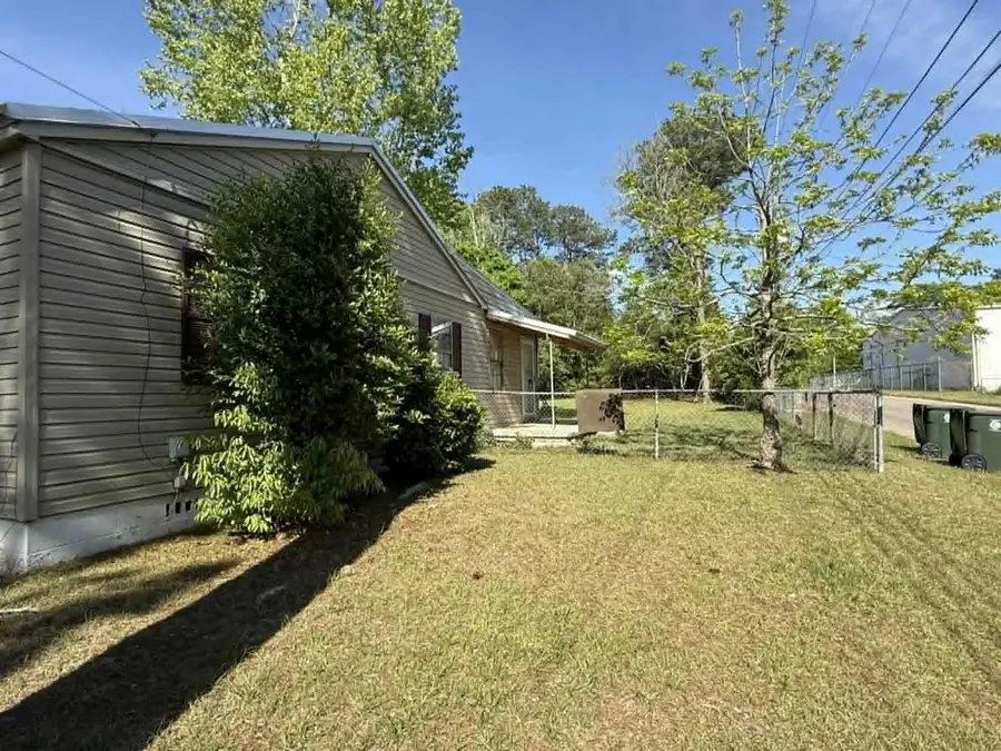 800 N Herring Street, Dothan, AL 36303 - #3