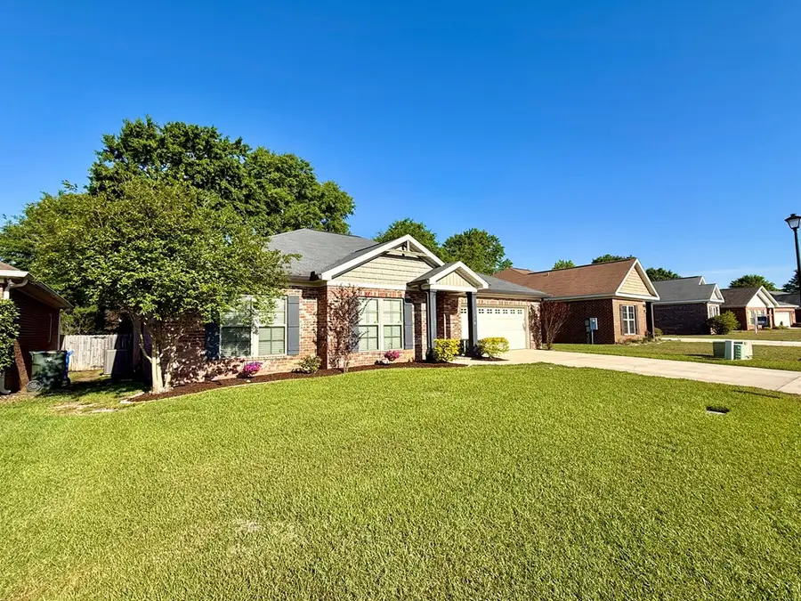 118 Brattleboro Court, Dothan, AL 36301 - #2