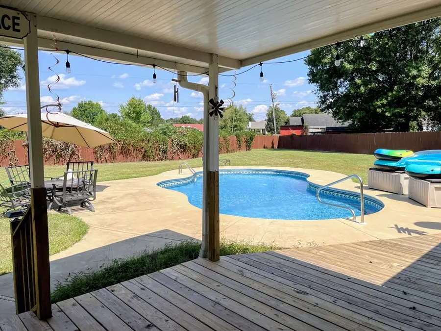 35 Rose Ct, Dothan, AL 36303 - #2