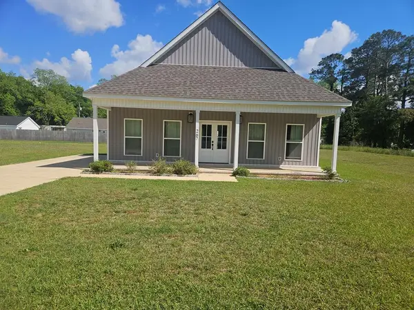 267 Creel St, Hartford, AL 36344