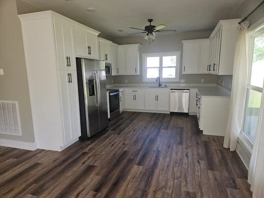 267 Creel St, Hartford, AL 36344 - #2